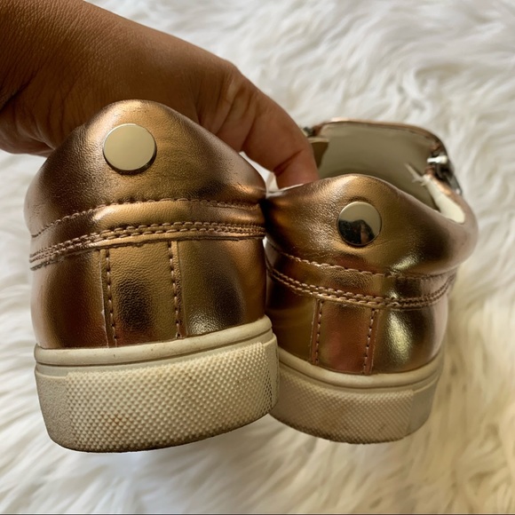BRASH | Gold metallic slip on sneakers - Picture 7 of 13